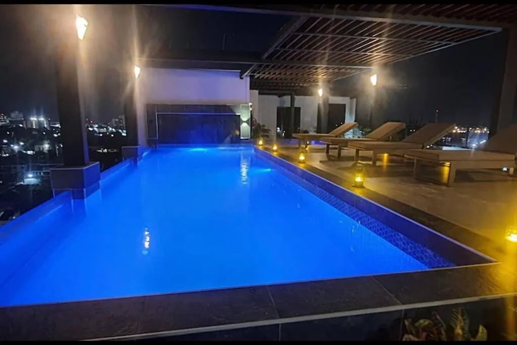 Luxury Condo - Pool In Kingston G28 Apartman
