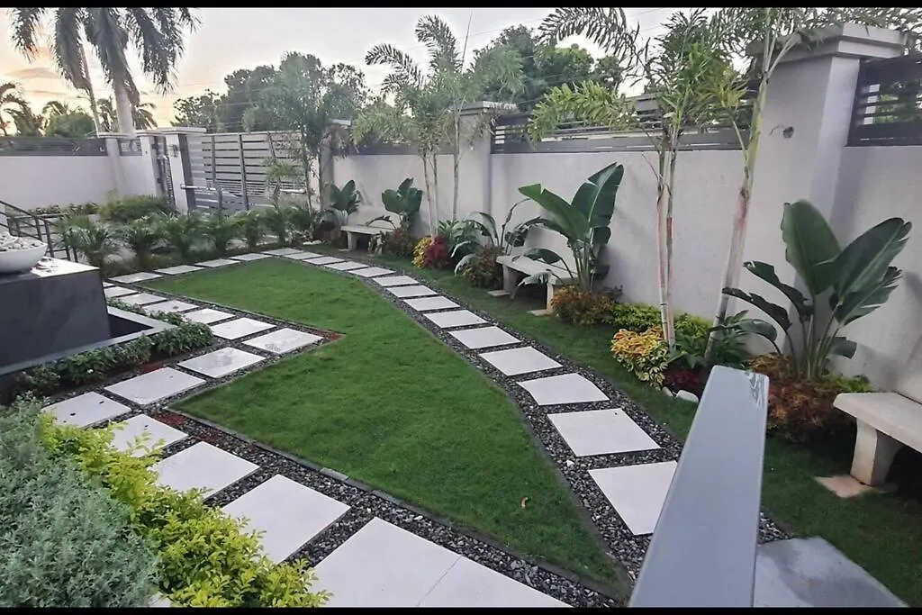 Luxury Condo - Pool In Kingston G28 Jamaica